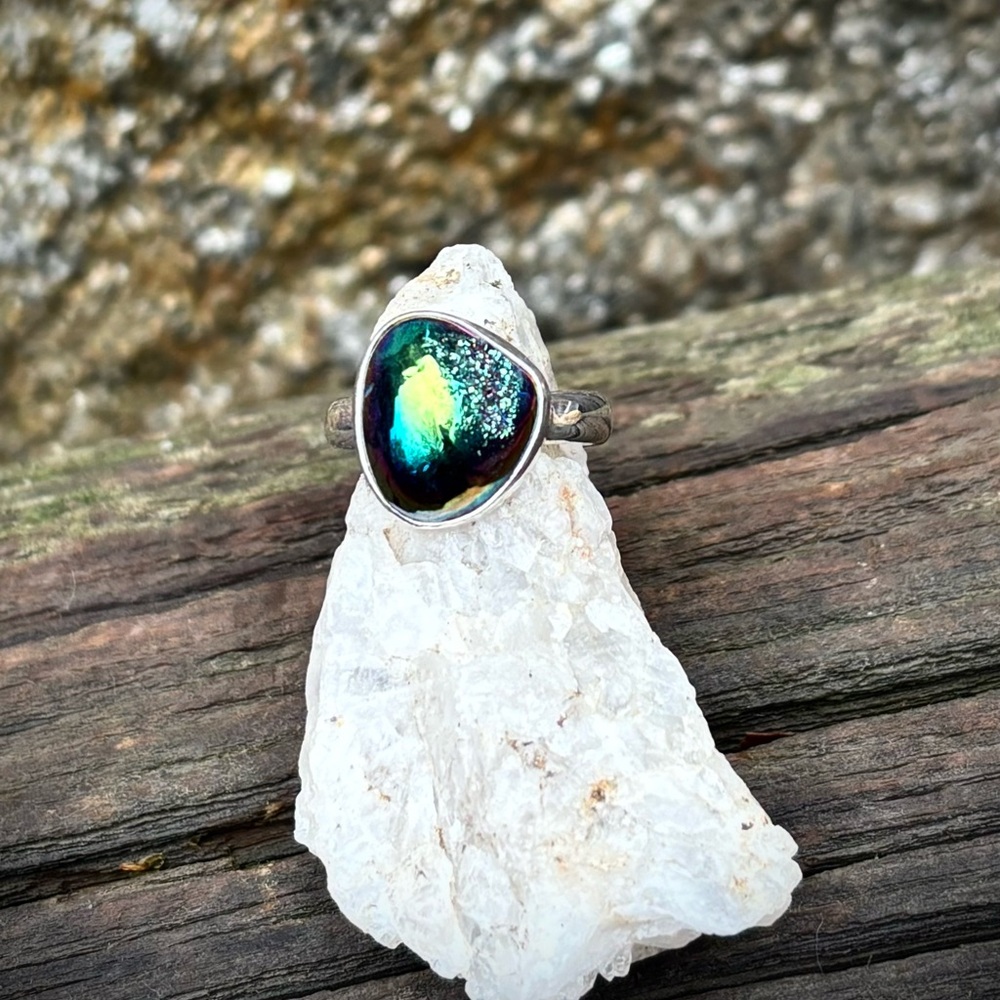 Titanium Aura Druzy Ring - Picture 8 of 15